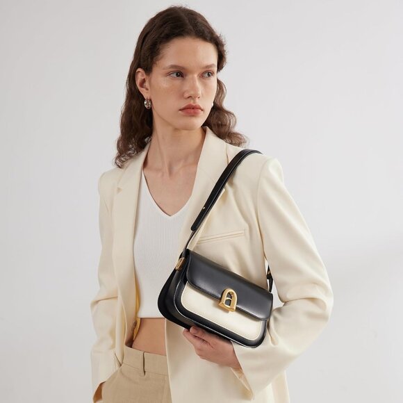 Elegant Black Leather Shoulder Purse with Adjustable Strap for Versatile Style - Picture 7 of 7